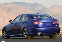 Lexus: Der IS-F verfügt über einen Fünfliter V8-Motor mit deutlich mehr als 400 PS und eine Achtstufenautomatik.